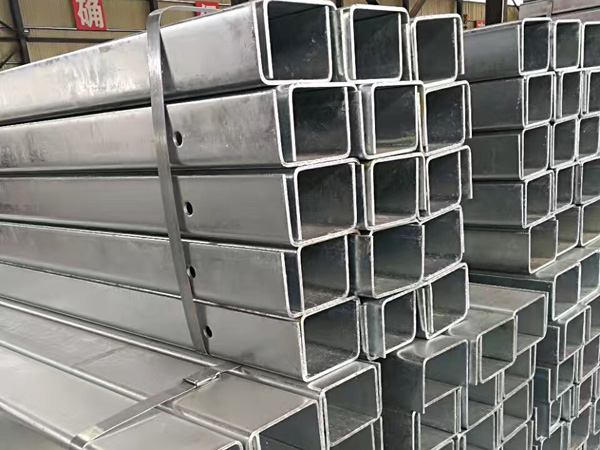 护栏板槽钢立柱